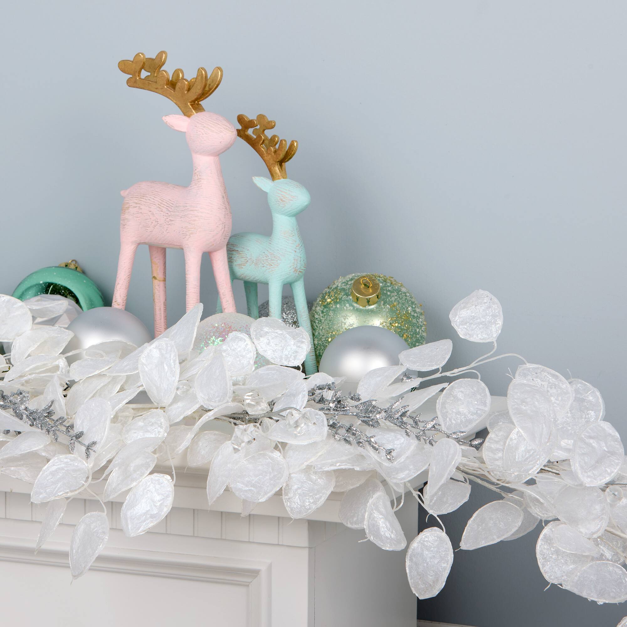 4ft. Winter Frost White Garland